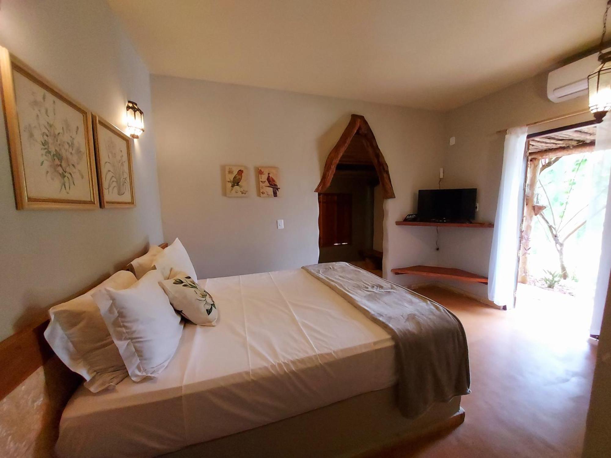 Salto Corumba Hotel Camping Clube Corumbá de Goiás Eksteriør billede